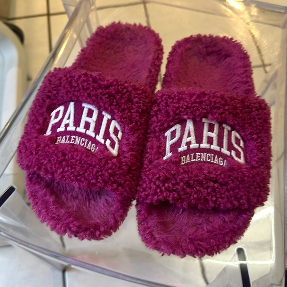 Balenciaga furry slide 37 US7